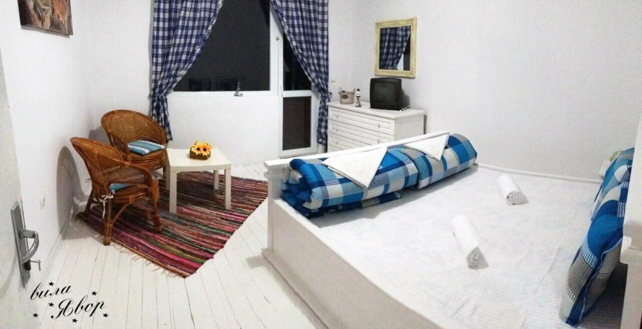 צרבו Hotel Yavor חדר תמונה