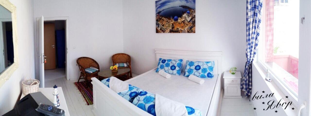 צרבו Hotel Yavor מראה חיצוני תמונה